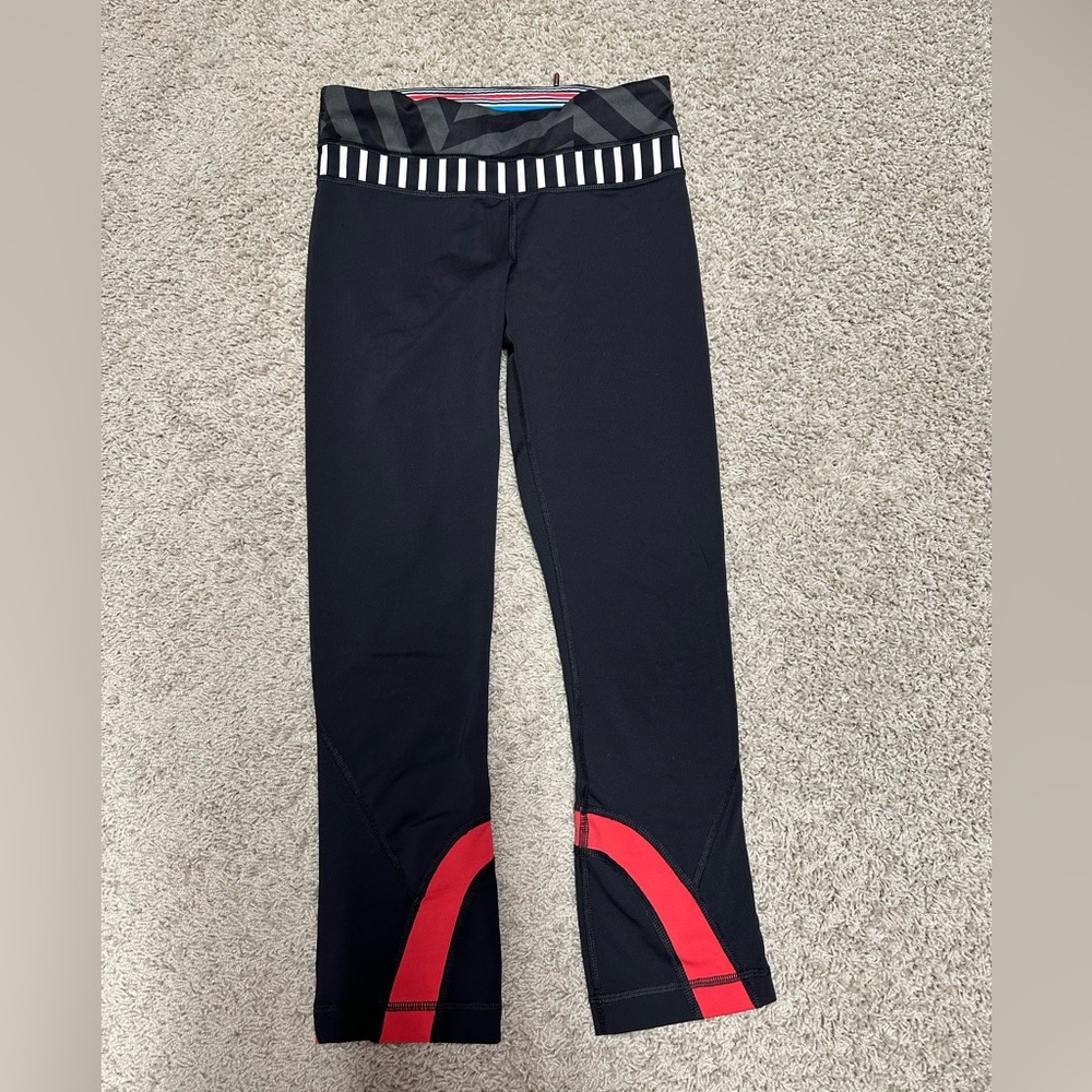 Lululemon Seawheeze Run Inspire Crop